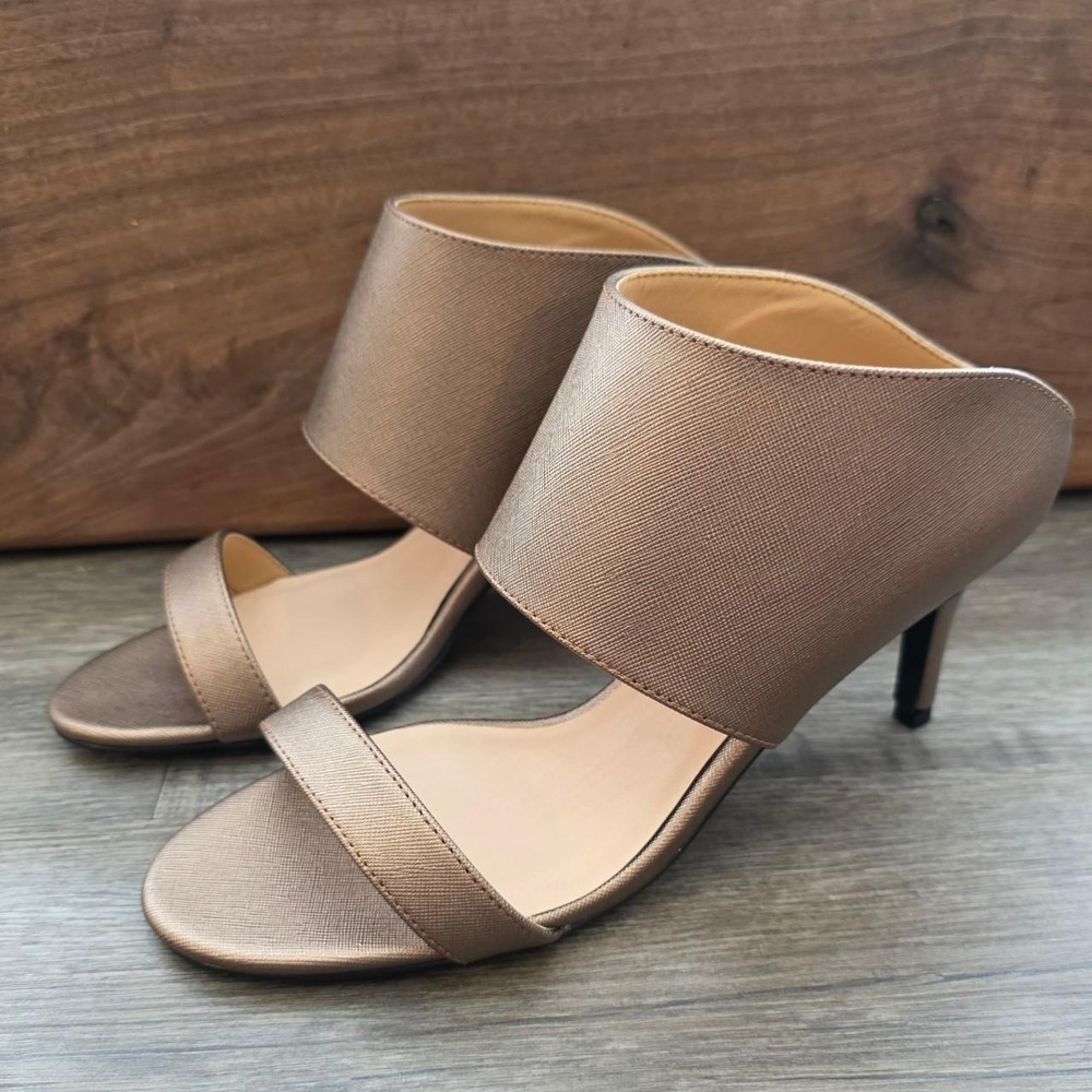 Midnight Velvet Women Metallic Bronze Wide Collar Sandal Mule Heels Size 10M
